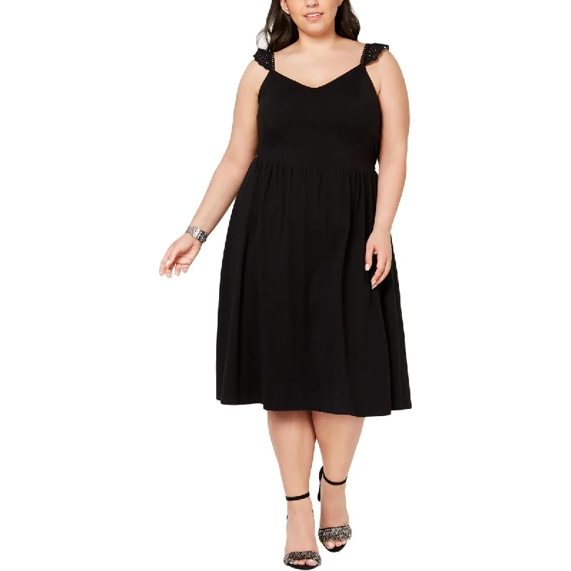 Cool Breeze At Night City Studios Women's Sleeveless V Neck Below the Knee Party Fit Flare Dress Black Size 1X Cool Breeze At Night City Studios Women's Sleeveless V Neck Below the Knee Party Fit Flare Dress Black Size 1X